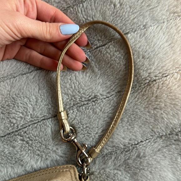 Coach Gold tones wristlet - Picture 2 of 14